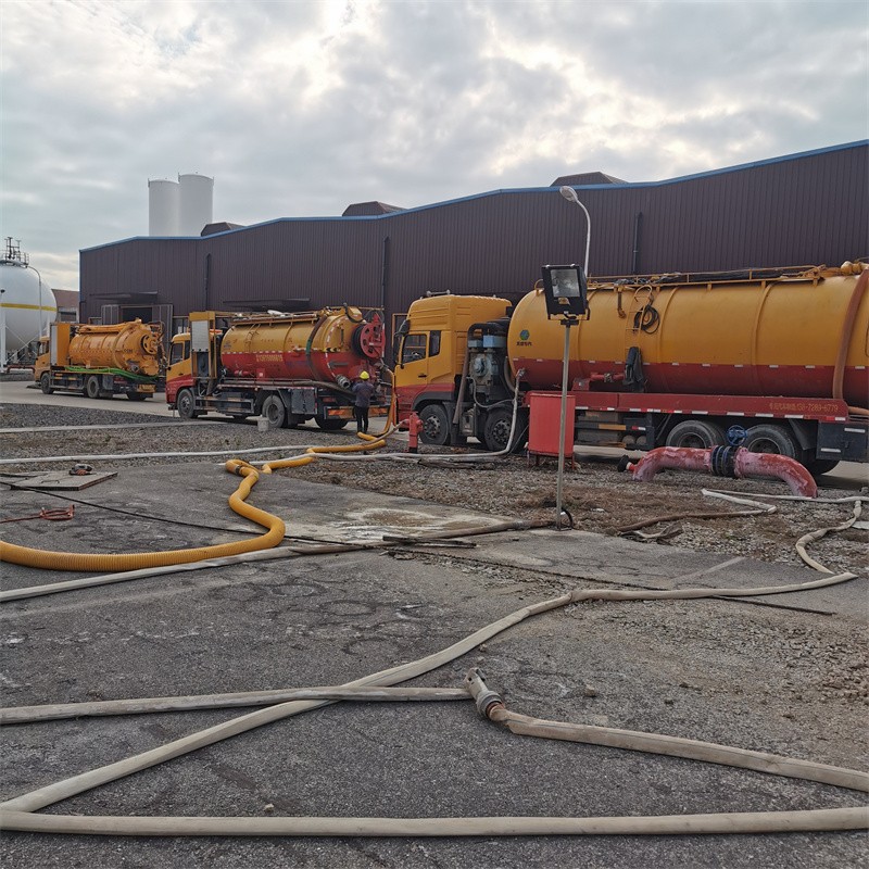 河口污水池清理